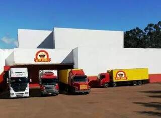 A cada 3 ou 4 anos, frigoríficos “trocavam de nome” para sonegar milhões A cada 3 ou 4 anos, frigoríficos “trocavam de nome” para sonegar milhões