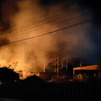 Incêndio devasta área verde próxima à feira do Rita Vieira Incêndio devasta área verde próxima à feira do Rita Vieira