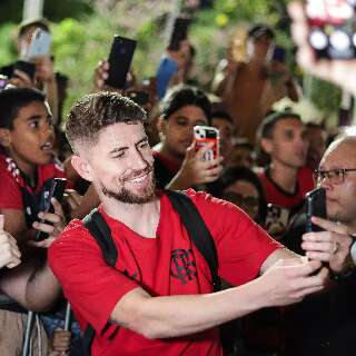Brasileirão tem rodada cheia com Flamengo, Corinthians e São Paulo em campo Brasileirão tem rodada cheia com Flamengo, Corinthians e São Paulo em campo