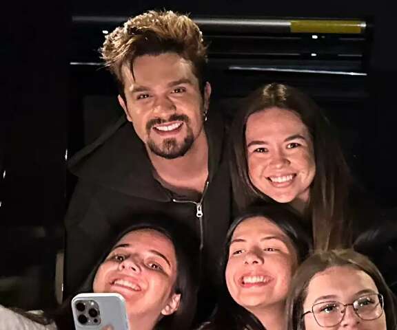 Confusão com GPS leva fãs ao encontro de Luan Santana