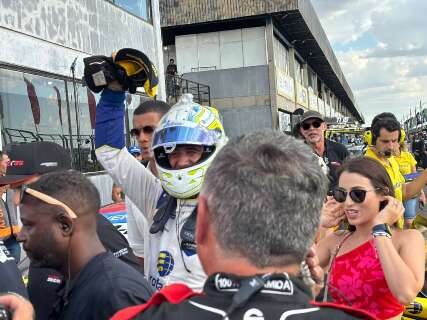 Di Mauro domina sprint da Stock Car na etapa de Campo Grande Di Mauro domina sprint da Stock Car na etapa de Campo Grande