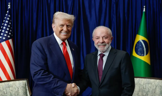 Comitiva deve retornar aos EUA após aceno de Trump para negociações Comitiva deve retornar aos EUA após aceno de Trump para negociações