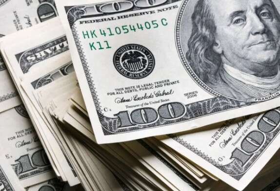 Dólar cai a R$ 5,37 e Bolsa bate recorde após encontro entre Lula e Trump