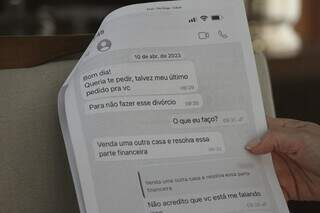 Mulher diz que é perseguida e hackeada por ex-marido policial militar Mulher diz que é perseguida e hackeada por ex-marido policial militar