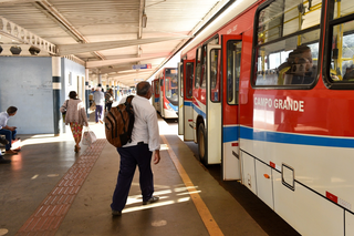 Transporte coletivo terá operação reforçada no feriado de Finados Transporte coletivo terá operação reforçada no feriado de Finados