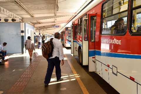 Transporte coletivo terá operação reforçada no feriado de Finados Transporte coletivo terá operação reforçada no feriado de Finados