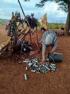 Justiça manda PM para área de conflito e indígenas temem violência, diz Cimi Justiça manda PM para área de conflito e indígenas temem violência, diz Cimi