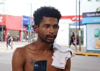 Mesmo longe, venezuelanos temem guerra e dizem não ver futuro no país Mesmo longe, venezuelanos temem guerra e dizem não ver futuro no país