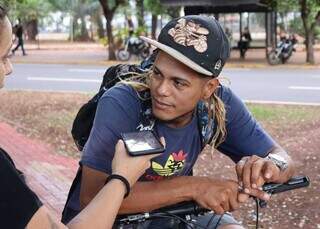 Mesmo longe, venezuelanos temem guerra e dizem não ver futuro no país Mesmo longe, venezuelanos temem guerra e dizem não ver futuro no país