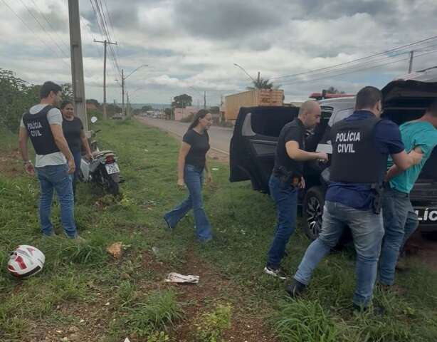 Homem tenta matar ex a tiros e acerta filha de 7 anos