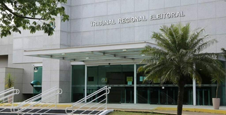 Lista tríplice para vaga no Tribunal Regional Eleitoral recebe aval do TSE Lista tríplice para vaga no Tribunal Regional Eleitoral recebe aval do TSE