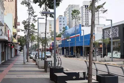 Comércio de Campo Grande ficará fechado no Dia de Finados Comércio de Campo Grande ficará fechado no Dia de Finados