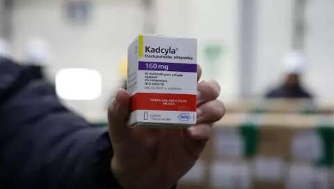 MS recebe 156 frascos de medicamento que reduz risco de morte por c&acirc;ncer de mama