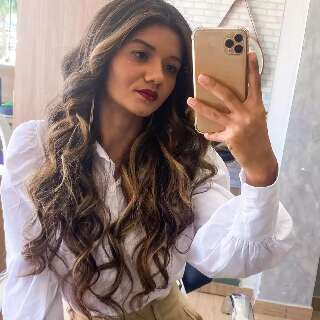 Advogada usava empresas de fachada e laranjas para lavar dinheiro do tráfico Advogada usava empresas de fachada e laranjas para lavar dinheiro do tráfico