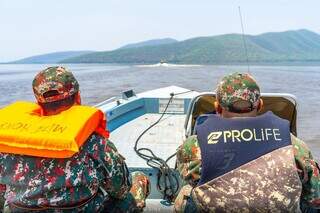 PMA reforça fiscalização nos rios de MS durante a Operação Piracema PMA reforça fiscalização nos rios de MS durante a Operação Piracema