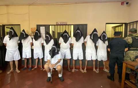 Paraguai classifica PCC e Comando Vermelho como terroristas e promete caçada Paraguai classifica PCC e Comando Vermelho como terroristas e promete caçada