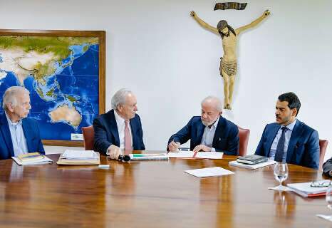 Presidente Lula assina projeto de lei antifacção e envia proposta ao Congresso Presidente Lula assina projeto de lei antifacção e envia proposta ao Congresso