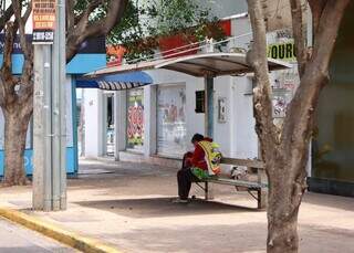 De ex-banc&aacute;ria a herdeiros do ponto: hist&oacute;rias que mant&ecirc;m o t&aacute;xi vivo na Capital