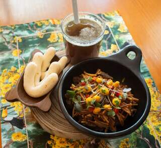 Chef de MS leva gastronomia pantaneira para tour em três países Chef de MS leva gastronomia pantaneira para tour em três países