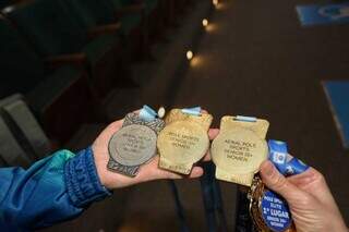 Pole dance virou esporte, mas preconceito ainda fala alto