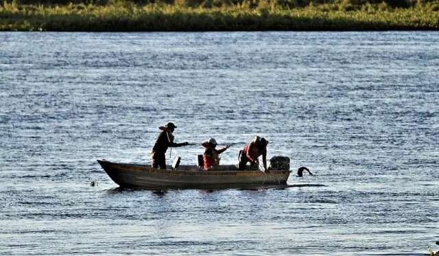 &Uacute;ltimo fim de semana antes da proibi&ccedil;&atilde;o da pesca movimenta pesqueiros de MS