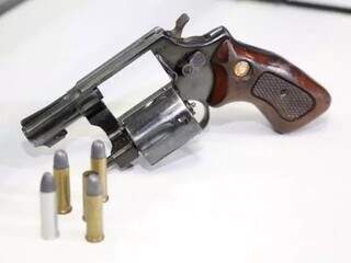 Estudante de Medicina que espancou a ex foi condenado por tentar matar policial