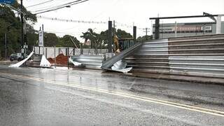 Temporal com granizo atinge bairros e rajadas de vento fazem estragos na Capital
