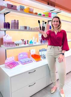 Loja de maquiagem une qualidade profissional e pre&ccedil;os acess&iacute;veis