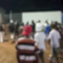 Briga generalizada termina com homem esfaqueado cinco vezes nas costas