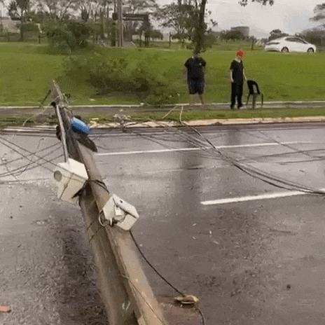 Temporal interdita Afonso Pena e causa caos na regi&atilde;o do Parque das Na&ccedil;&otilde;es
