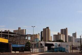 Domingo ter&aacute; chuva e ventos fortes em v&aacute;rias regi&otilde;es de Mato Grosso do Sul
