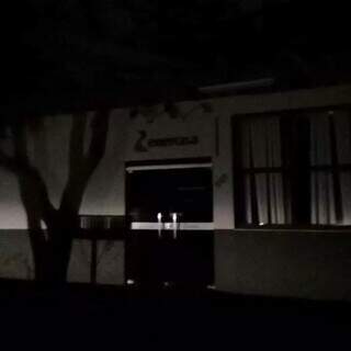 Apagão deixa parte de Sidrolândia no escuro durante o início da noite Apagão deixa parte de Sidrolândia no escuro durante o início da noite