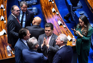 Senado vota isen&ccedil;&atilde;o do IR para quem ganha at&eacute; R$ 5 mil nesta semana