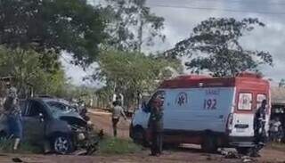 Carros batem de frente e 2 mulheres morrem na MS-164