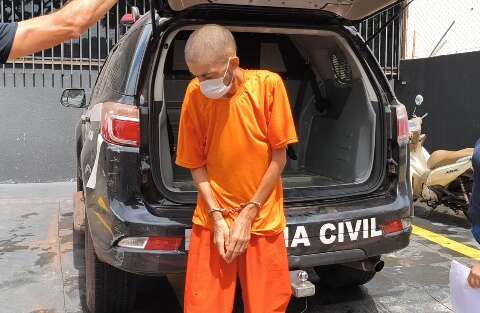 Homem conhecido pela apar&ecirc;ncia raqu&iacute;tica &eacute; indiciado por assaltar idosos