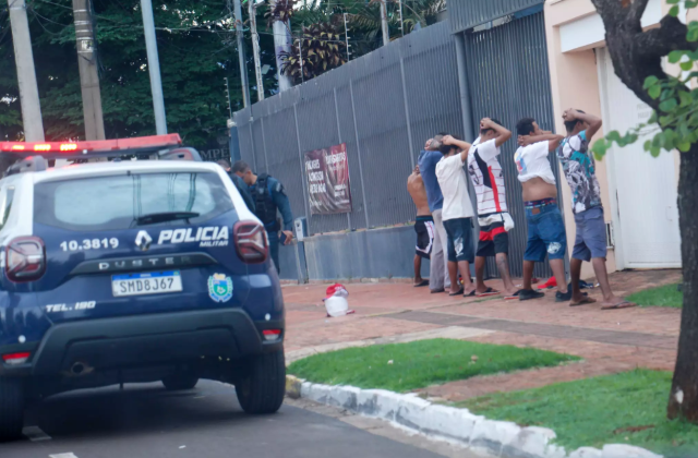 A presen&ccedil;a da pol&iacute;cia nas ruas ajuda a reduzir a criminalidade?