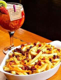 Dona On&ccedil;a Gastrobar chega &agrave; capital com gastronomia pantaneira