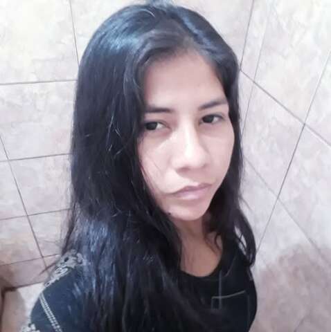 Homem chama jovem no port&atilde;o e a mata a facadas em Jardim