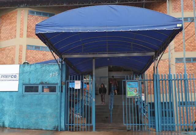 Escolas das redes p&uacute;blica e particular suspendem aulas por falta de energia