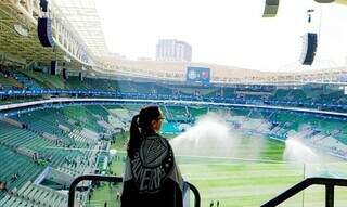 Flamenguista e palmeirense no mesmo 'busão' até Lima é loucura? Flamenguista e palmeirense no mesmo 'busão' até Lima é loucura?