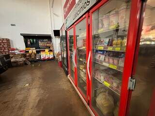 Desde as 11h sem energia, comerciantes temem preju&iacute;zos no Rita Vieira