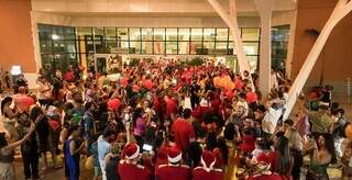 Natal mágico com Bita e Papai Noel no Bosque dos Ipês Natal mágico com Bita e Papai Noel no Bosque dos Ipês