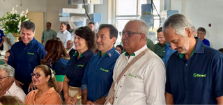 Sicredi doa R$ 1,25 milhão para ajudar a salvar pacientes com câncer Sicredi doa R$ 1,25 milhão para ajudar a salvar pacientes com câncer