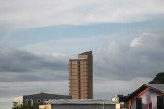 Quinta-feira será de calor e pancadas de chuva em Mato Grosso do Sul Quinta-feira será de calor e pancadas de chuva em Mato Grosso do Sul