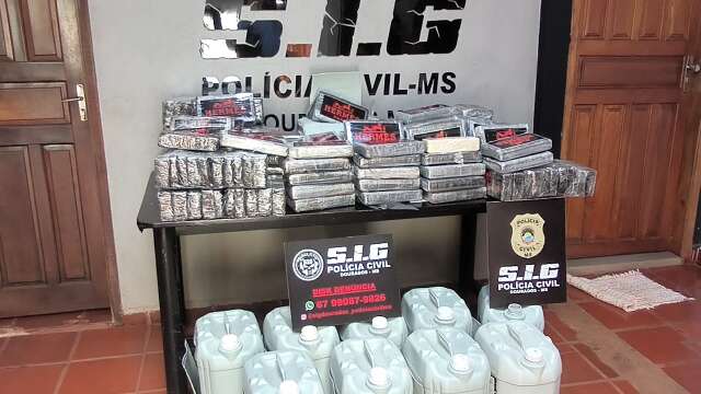 Pol&iacute;cia apreende 187 quilos de coca&iacute;na pura em entreposto