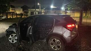Carro carregado com maconha invade churrascaria durante fuga em Campo Grande Carro carregado com maconha invade churrascaria durante fuga em Campo Grande