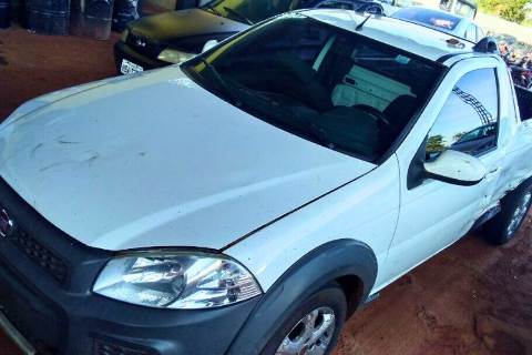 Novo leil&atilde;o do Detran tem Corolla e Strada a partir de R$ 18 mil