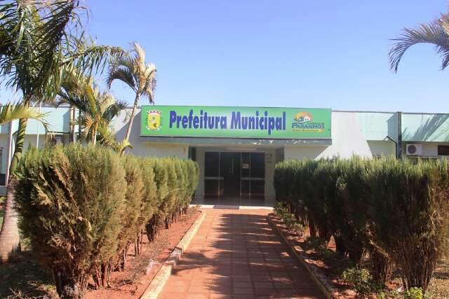 Novo prefeito de Paranhos exonera antigo secretariado e anuncia equipe de gest&atilde;o