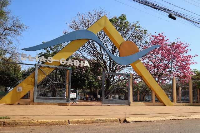 Decreto de conten&ccedil;&atilde;o encurta hor&aacute;rio dos parques e pra&ccedil;as esportivas