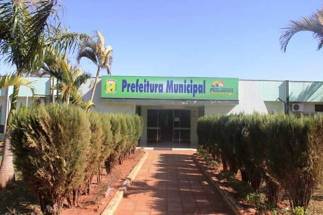 Novo prefeito de Paranhos exonera antigo secretariado e anuncia equipe de gestão